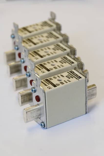 electric fuse with different rating